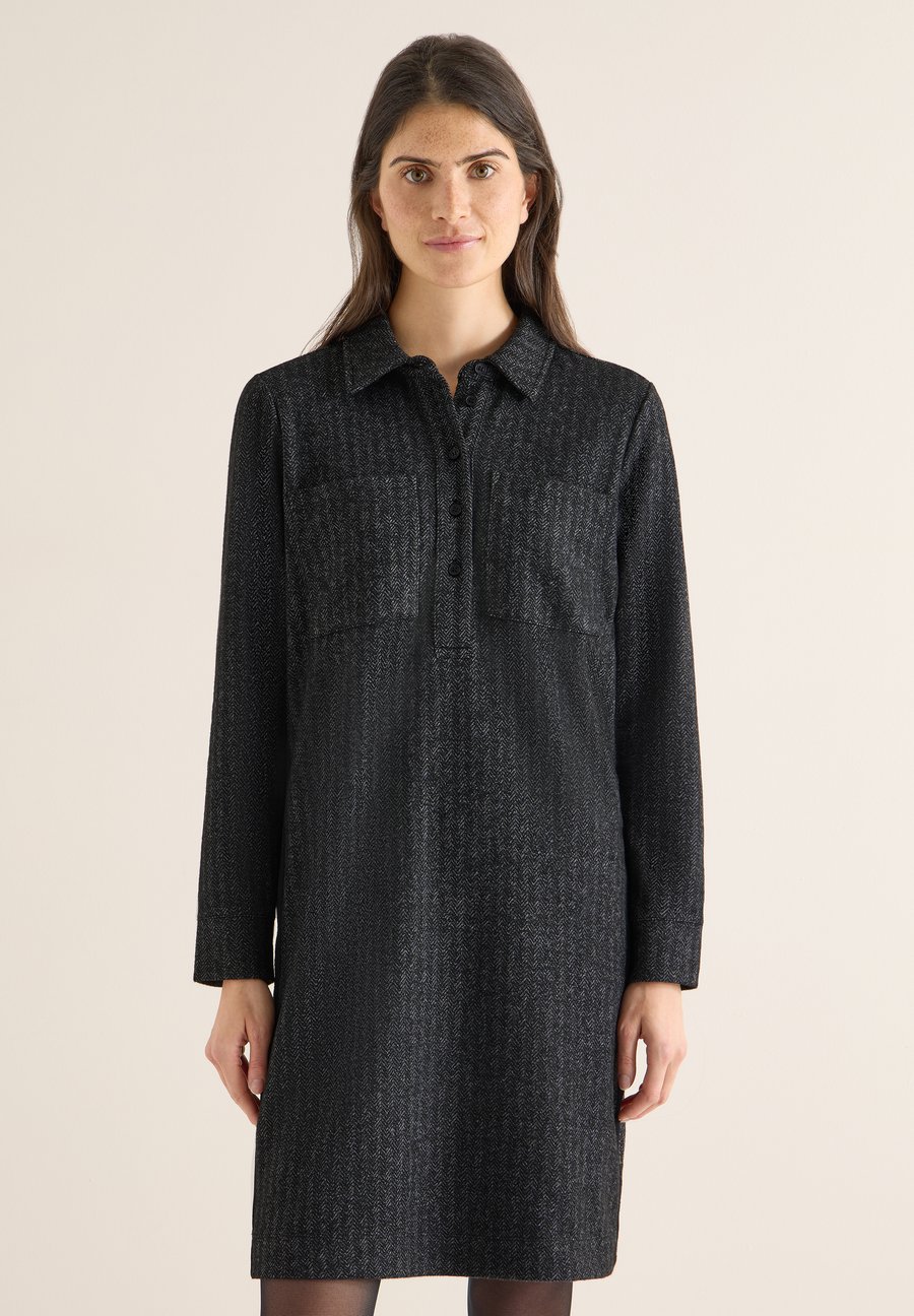 Платье Cecil TWO-TONE STRUKTUR, Schwarz/Black
Платье Cecil TWO-TONE STRUKTUR, Schwarz/Black