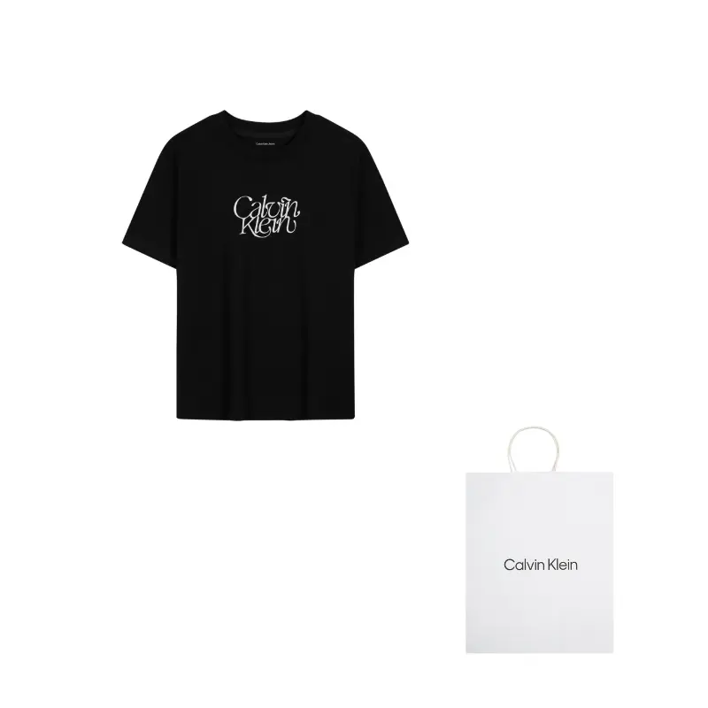 Футболка женская Calvin Klein, черный
Футболка женская Calvin Klein, черный