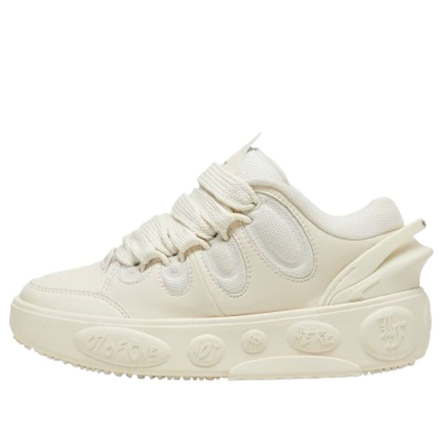 Кроссовки (GS) PUMA LaMelo Ball La Francé 'Moment', бежевый
Кроссовки (GS) PUMA LaMelo Ball La Francé 'Moment', бежевый