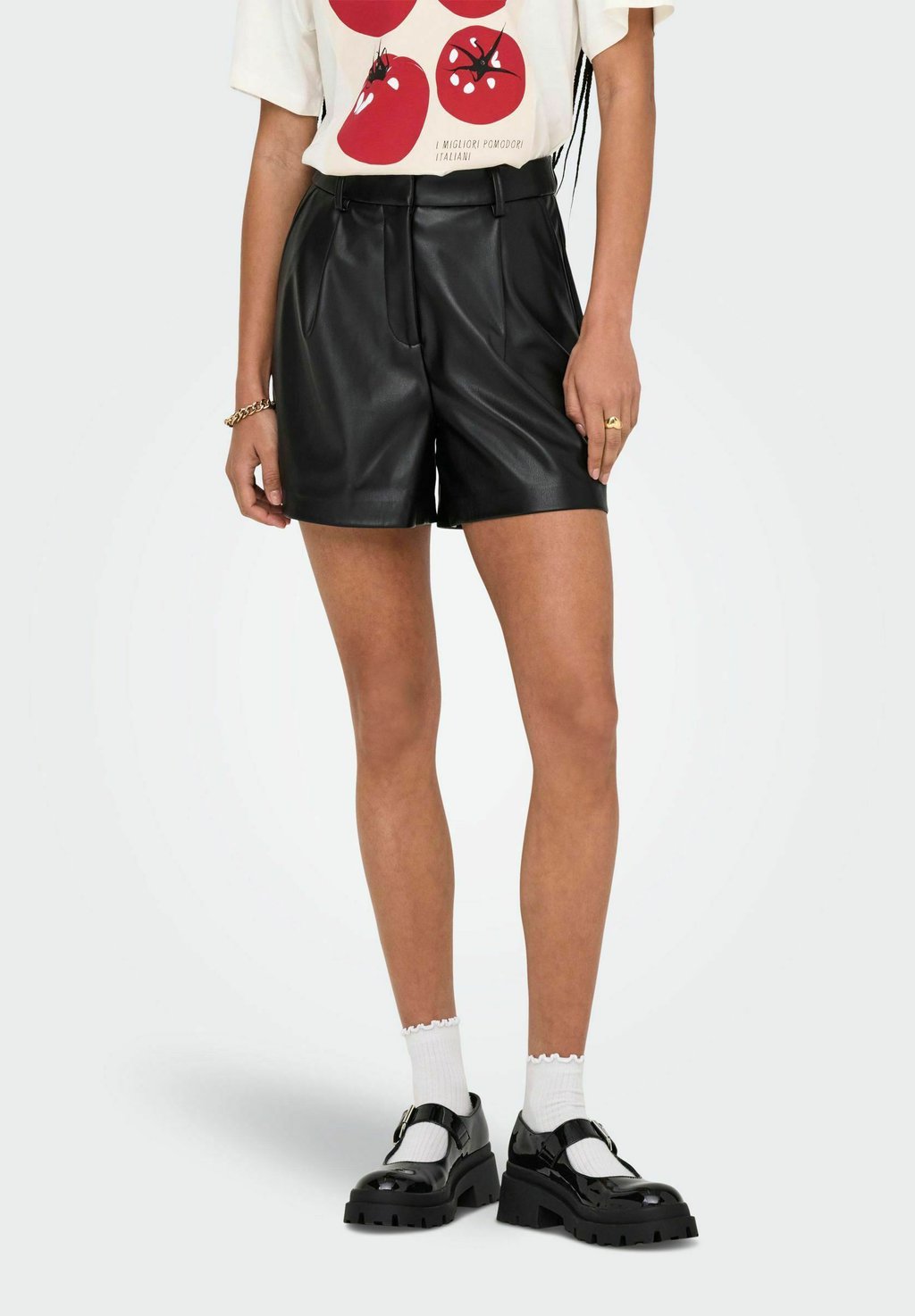 Шорты NORMAL GESCHNITTEN ONLY, черный
Шорты NORMAL GESCHNITTEN ONLY, черный