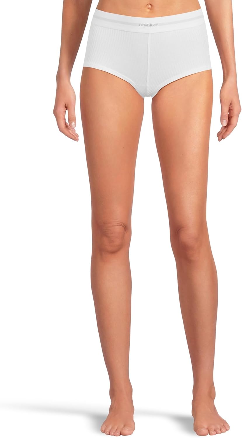 Женские шорты Calvin Klein из хлопкового модала с эластичным резинкой, White
Женские шорты Calvin Klein из хлопкового модала с эластичным резинкой, White