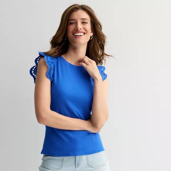 Женская вышитая футболка с рукавами-крылышками Draper James, синий
Женская вышитая футболка с рукавами-крылышками Draper James, синий