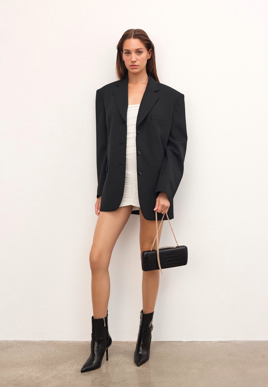 Клатч Kazar CHARLEE, Black
Клатч Kazar CHARLEE, Black