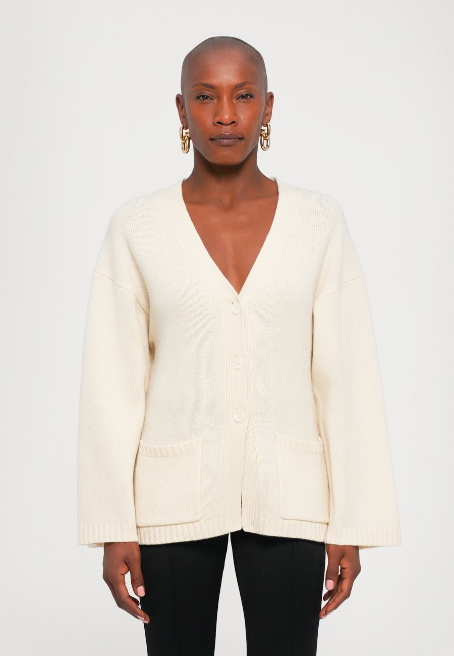 Кардиган Stylein HELIA, Cream/Off-White
Кардиган Stylein HELIA, Cream/Off-White