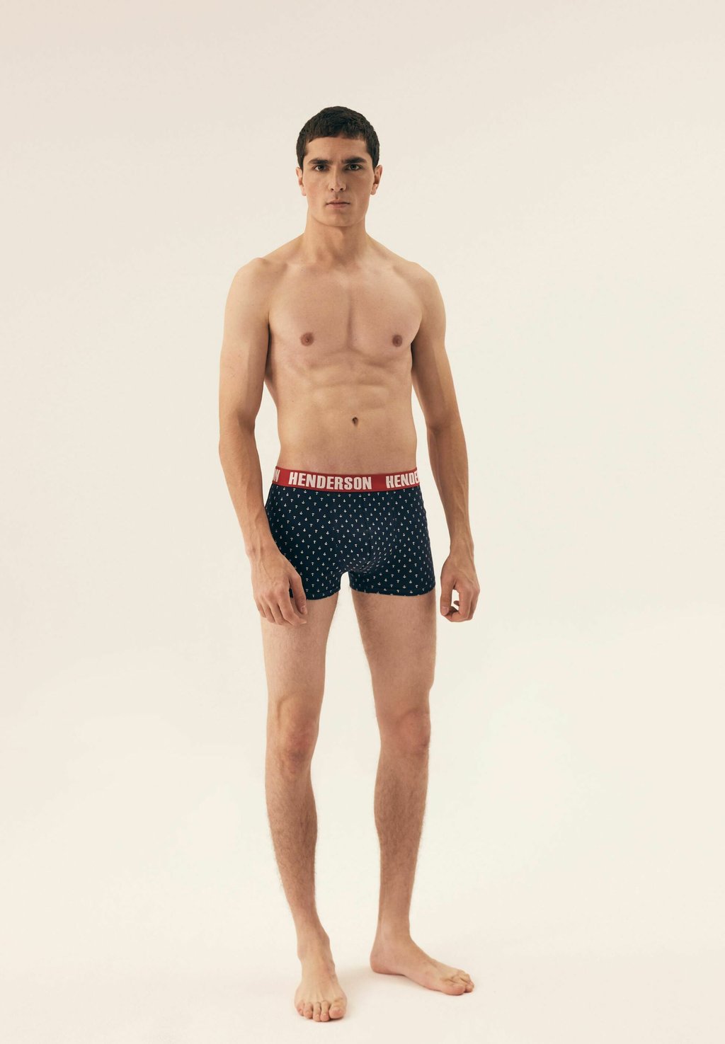 Брюки OHIO 5-PACK Henderson, темно-синий
Брюки OHIO 5-PACK Henderson, темно-синий