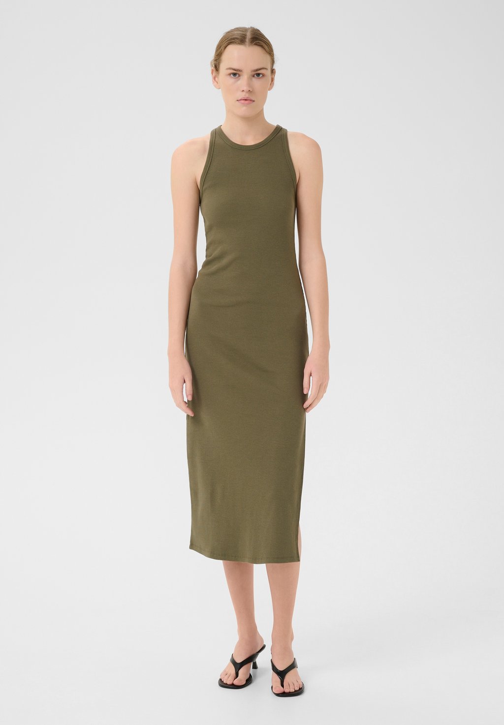 Платье-джемпер DREW - Shift dress Gestuz, зеленый
Платье-джемпер DREW - Shift dress Gestuz, зеленый