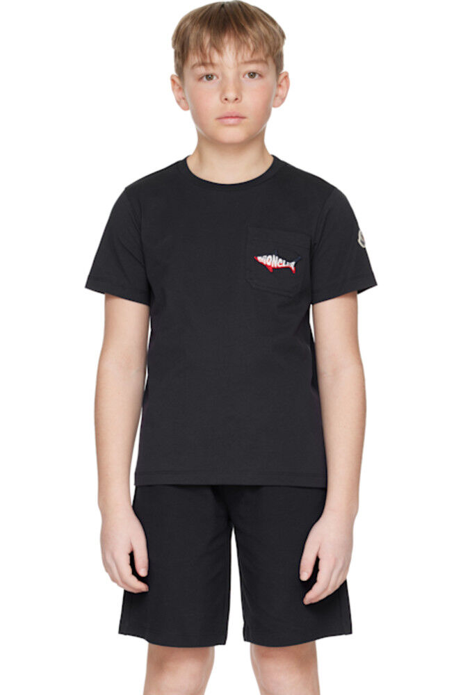 Футболка из хлопка с вышитым принтом акулы для детей старшего возраста Moncler Enfant
Футболка из хлопка с вышитым принтом акулы для детей старшего возраста Moncler Enfant