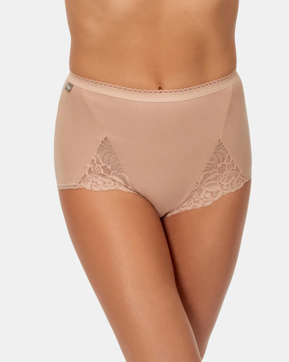 Комплект из двух трусиков макси из хлопка стрейч с кружевом Playtex, цвет Natural
Комплект из двух трусиков макси из хлопка стрейч с кружевом Playtex, цвет Natural