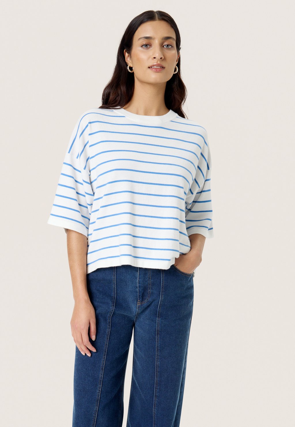 Джемпер Soaked in Luxury, белый
Джемпер Soaked in Luxury, белый