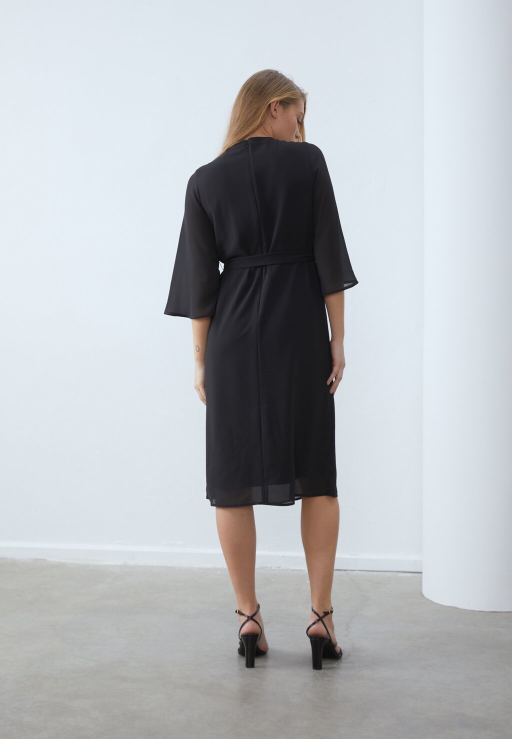 Коктейльное платье / Вечернее платье Anna Field, черное
Коктейльное платье / Вечернее платье Anna Field, черное