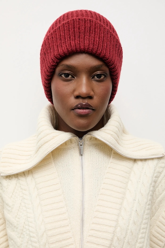 Шерстяная шапка Answear.Lab, красный
Шерстяная шапка Answear.Lab, красный