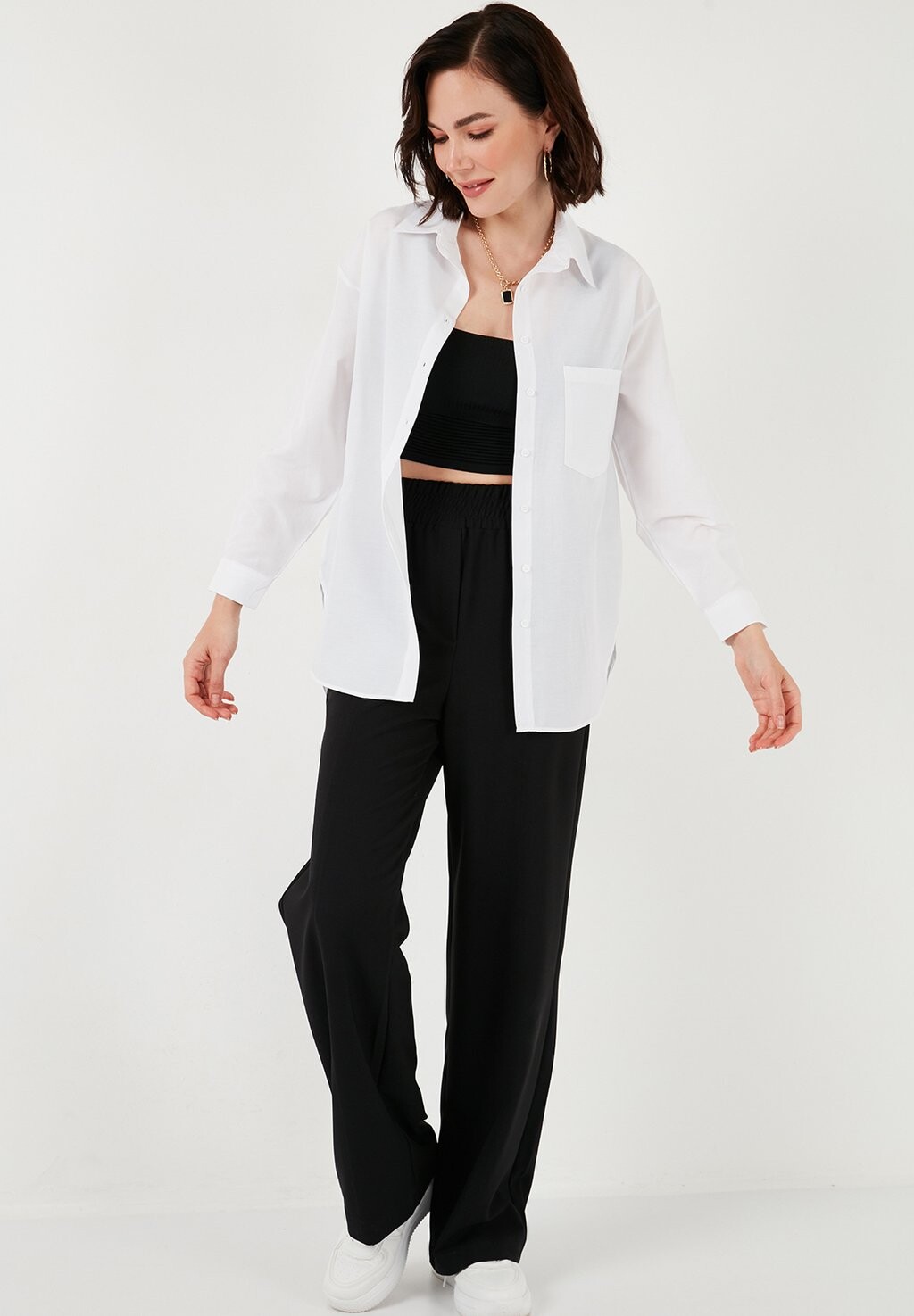 Блузка на пуговицах LOOSE FIT LELA, белый
Блузка на пуговицах LOOSE FIT LELA, белый