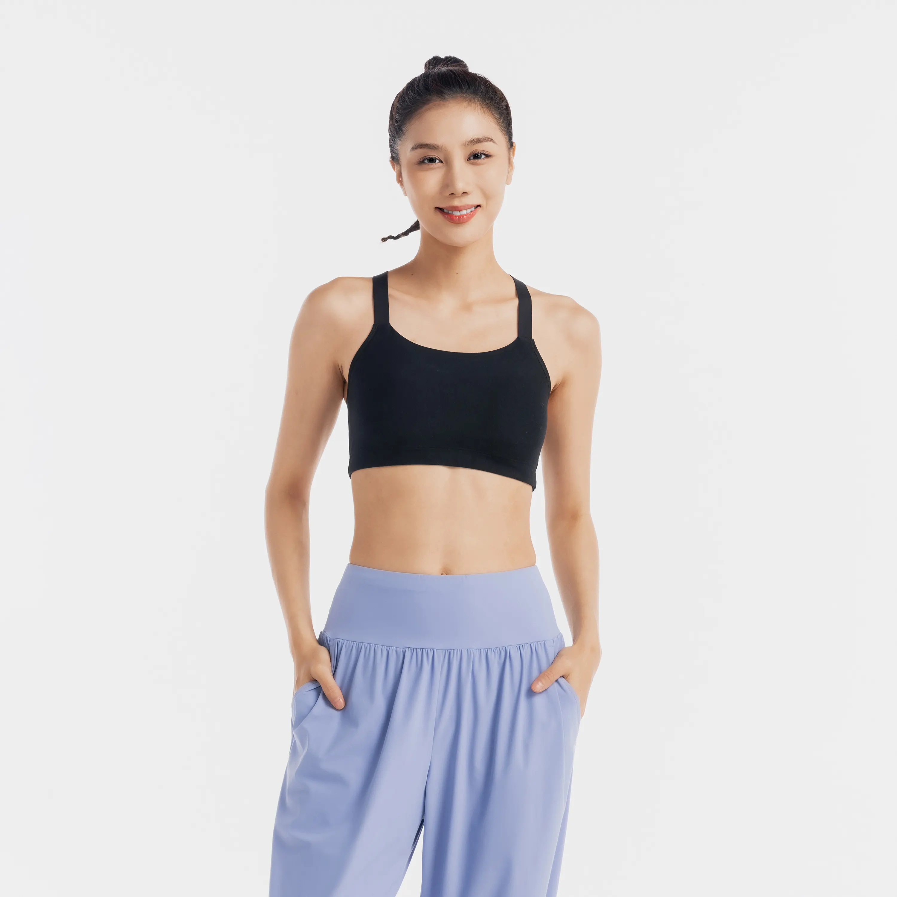 Женский спортивный топ Domyos с перекрестными лямками
Женский спортивный топ Domyos с перекрестными лямками