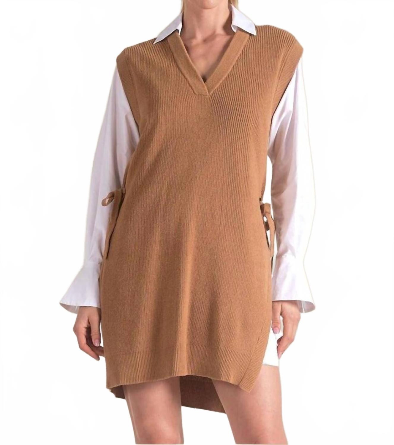 Свитер-платье с V-образным вырезом в коричневом цвете ELAN
Свитер-платье с V-образным вырезом в коричневом цвете ELAN