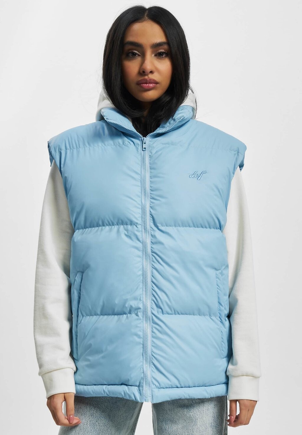 Жилет DEF PUFFER, цвет Blue
Жилет DEF PUFFER, цвет Blue