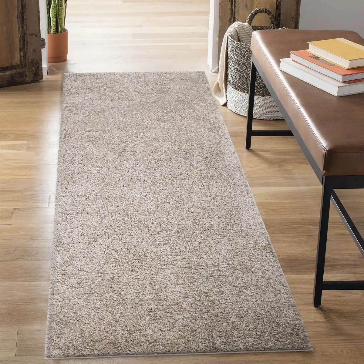 Carpet City дорожка с высоким ворсом "City Shaggy", прямоугольный однотонный ковер, особенно пушистый и мягкий 80х300 см, бежевый
Carpet City дорожка с высоким ворсом "City Shaggy", прямоугольный однотонный ковер, особенно пушистый и мягкий 80х300 см, бежевый