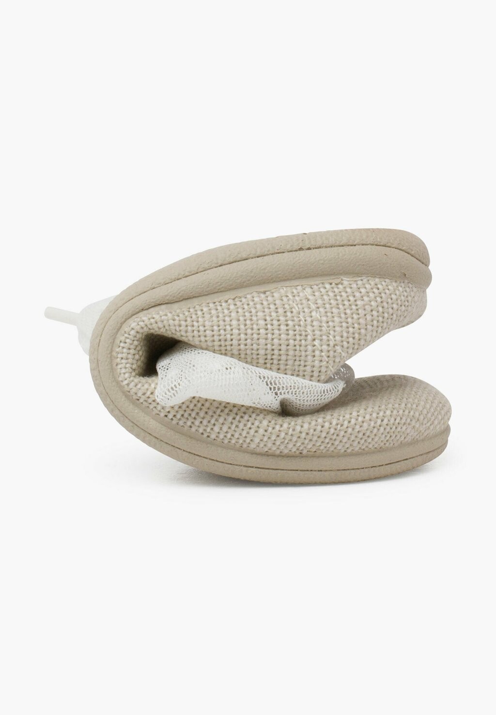 Балетки с ремешками MERCEDITAS LAZADA TUL Pisamonas, бежевый
Балетки с ремешками MERCEDITAS LAZADA TUL Pisamonas, бежевый