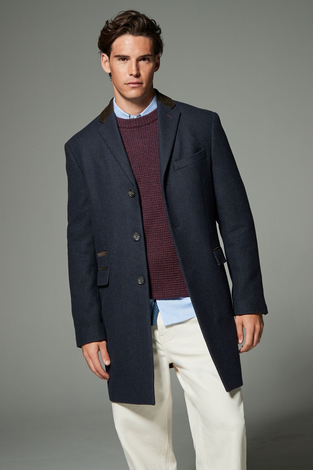 Пальто из шерсти с высоким содержанием шерсти и воротником стойкой Next, синий
Пальто из шерсти с высоким содержанием шерсти и воротником стойкой Next, синий