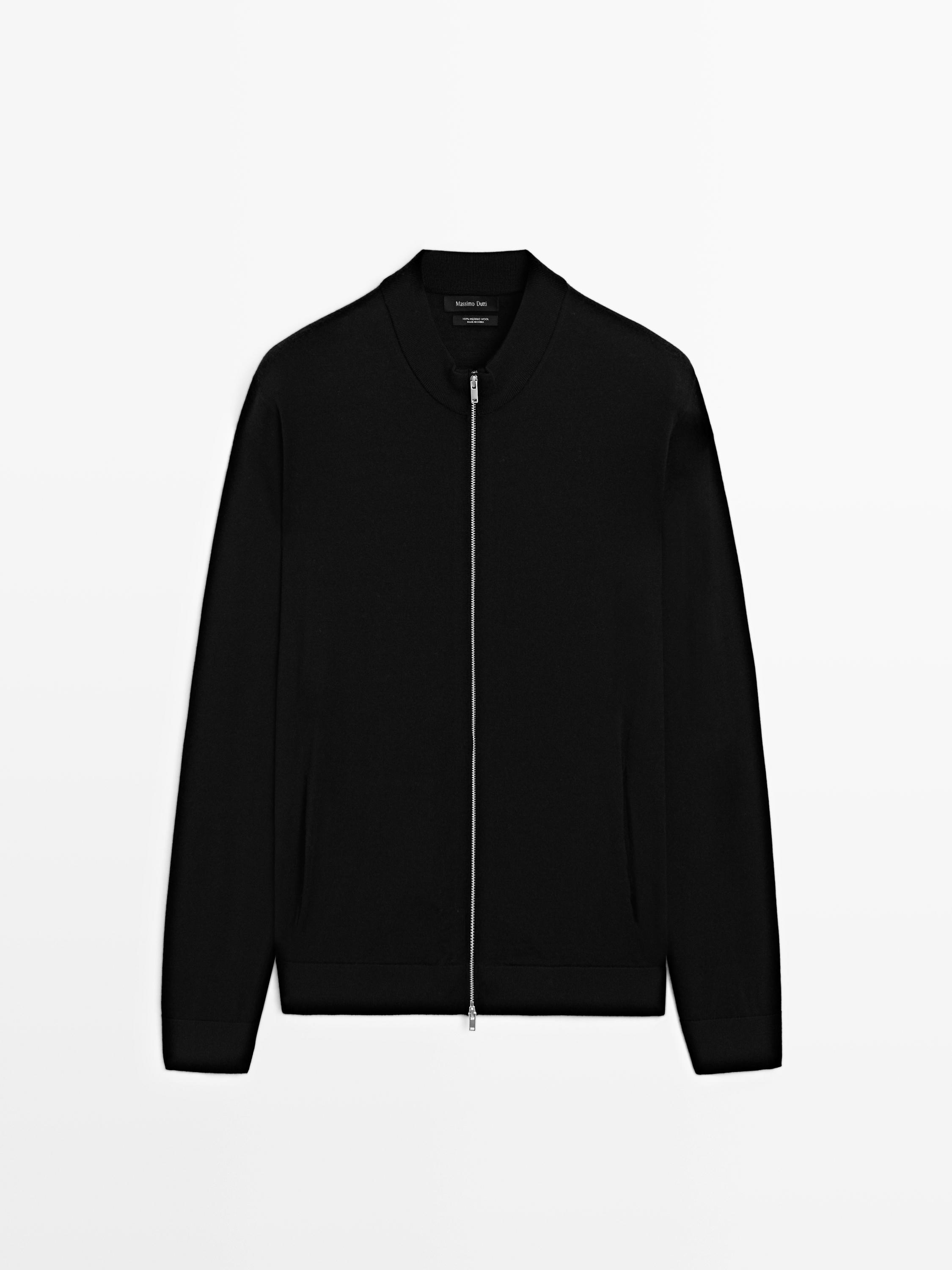 Вязаный кардиган на молнии из 100% мериносовой шерсти Massimo Dutti, черный
Вязаный кардиган на молнии из 100% мериносовой шерсти Massimo Dutti, черный