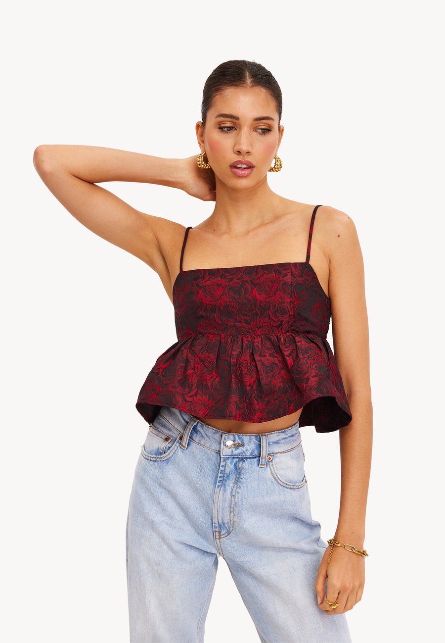 Топ LOAVIES Top, Rose Red/Red
Топ LOAVIES Top, Rose Red/Red