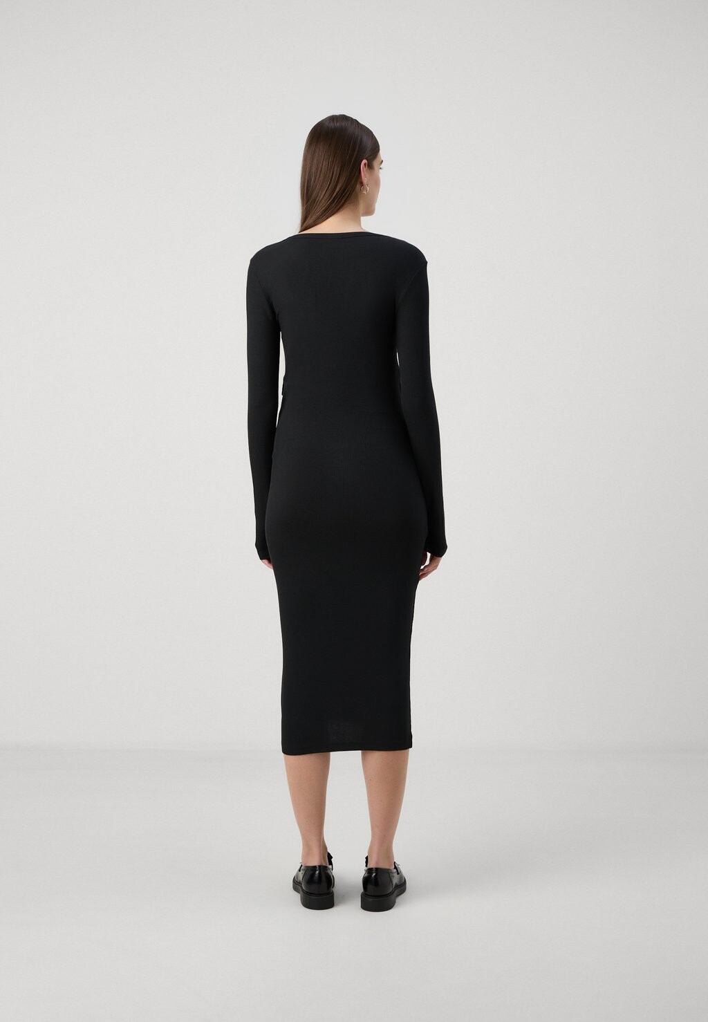 Платье-футляр MLBRYNNA JUNE LS JRS MIDI 2F NOOS MAMALICIOUS, черный
Платье-футляр MLBRYNNA JUNE LS JRS MIDI 2F NOOS MAMALICIOUS, черный