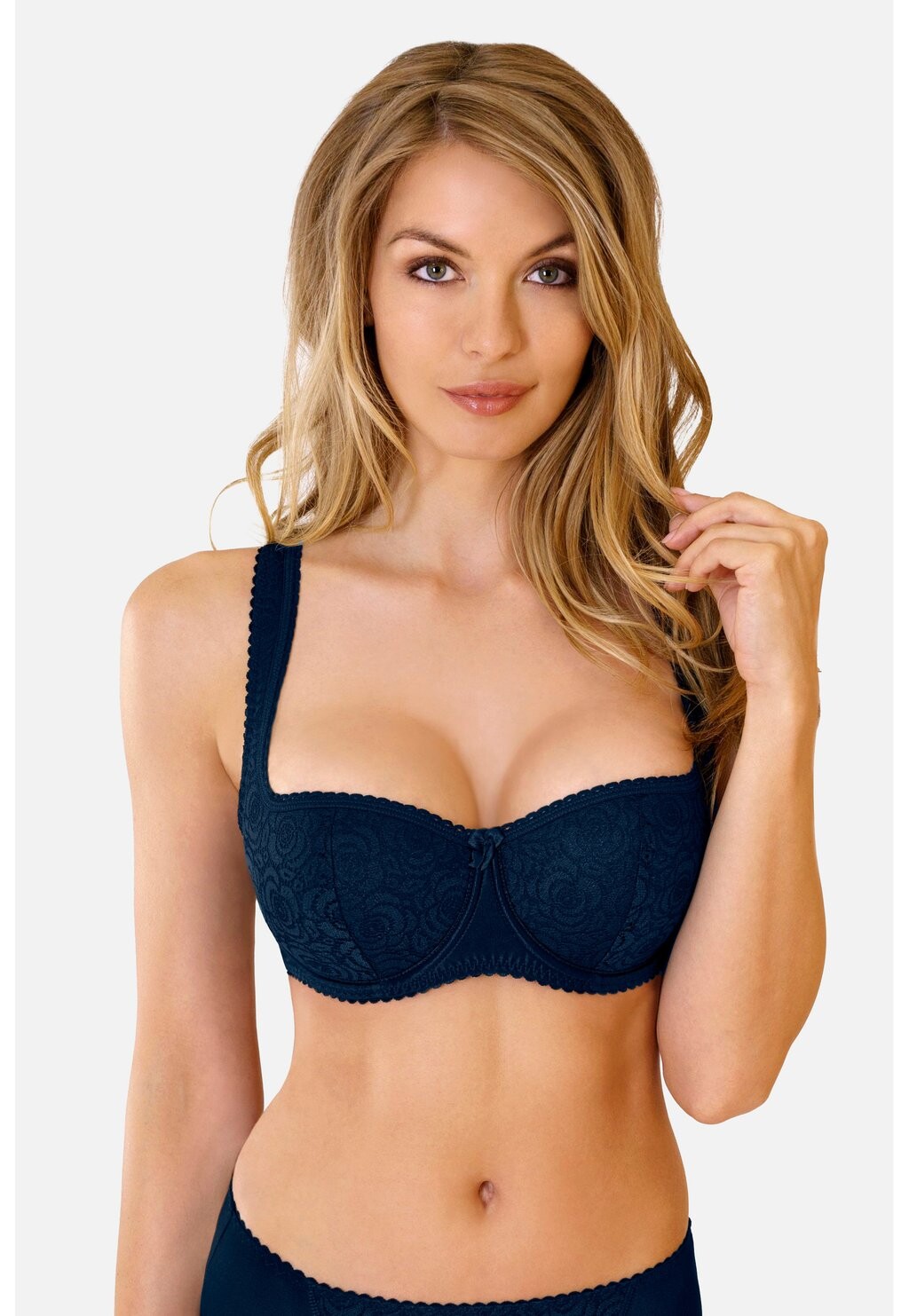 Бюстгальтер-балконет ANNIJA ROSME, темно-синий
Бюстгальтер-балконет ANNIJA ROSME, темно-синий
