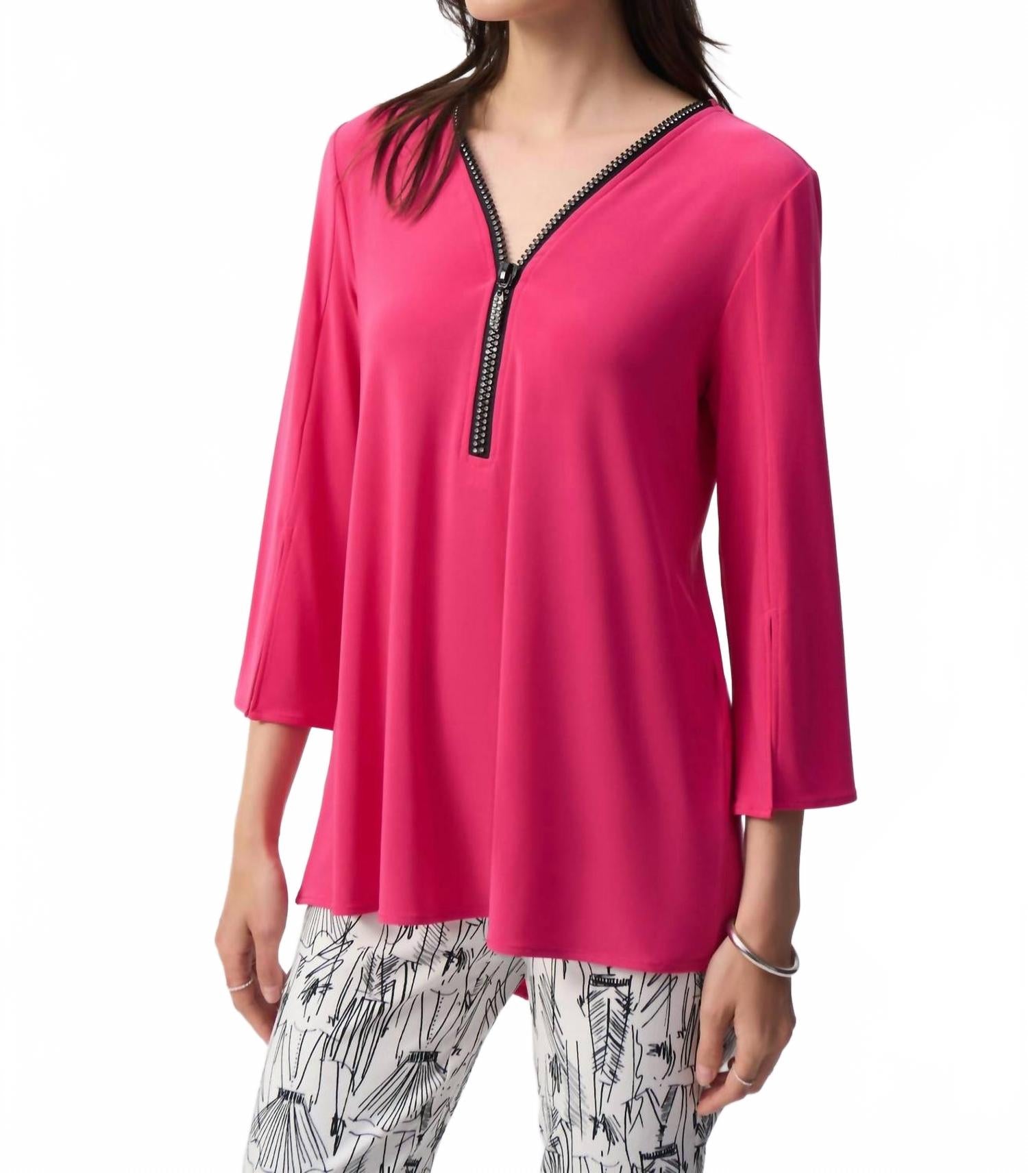 Туника с застежкой-молнией спереди, декорированная и с разрезными рукавами, в цвете герани Joseph Ribkoff, Geranium
Туника с застежкой-молнией спереди, декорированная и с разрезными рукавами, в цвете герани Joseph Ribkoff, Geranium