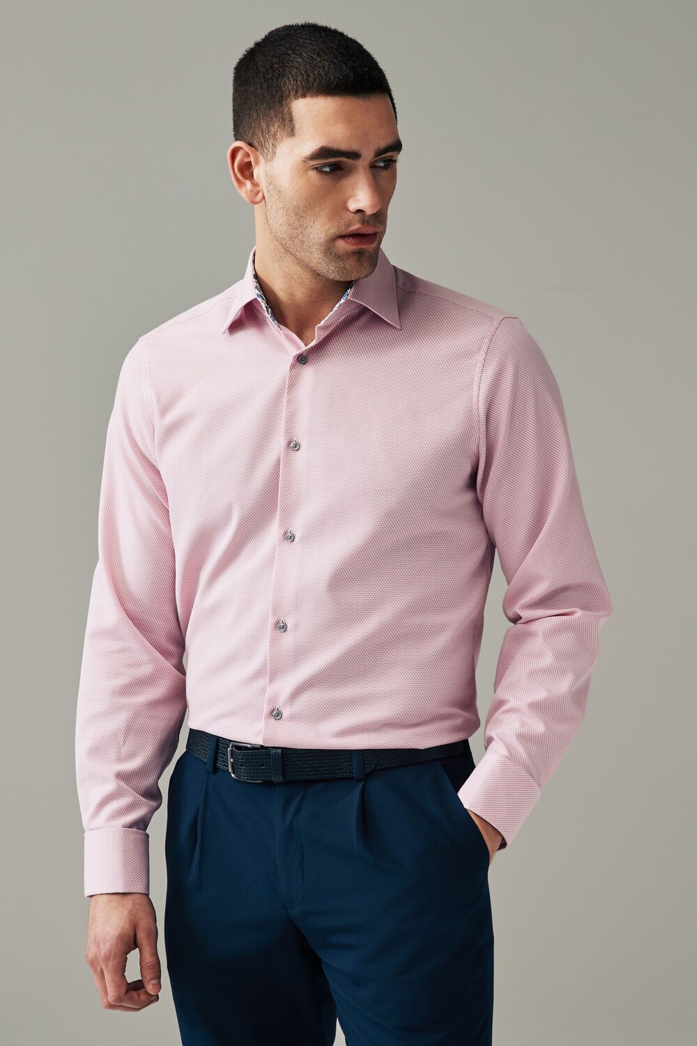 Укороченная рубашка с двойными манжетами не требующая особого ухода Next, розовый
Укороченная рубашка с двойными манжетами не требующая особого ухода Next, розовый