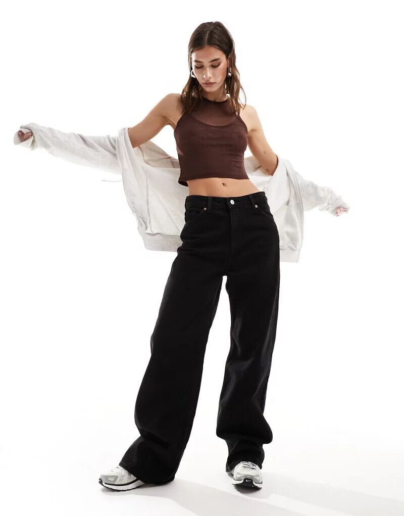 Черные джинсы свободного кроя с низкой посадкой Monki Naoki
Черные джинсы свободного кроя с низкой посадкой Monki Naoki