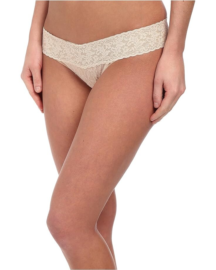 Стринги Hanky Panky Signature Lace Low Rise Thong, цвет Chai
Стринги Hanky Panky Signature Lace Low Rise Thong, цвет Chai