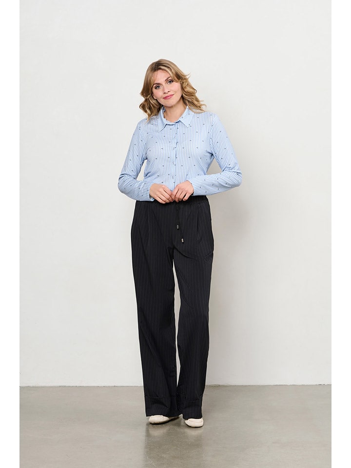 Рубашка Лотте светло-голубого цвета &Co Woman
Рубашка Лотте светло-голубого цвета &Co Woman