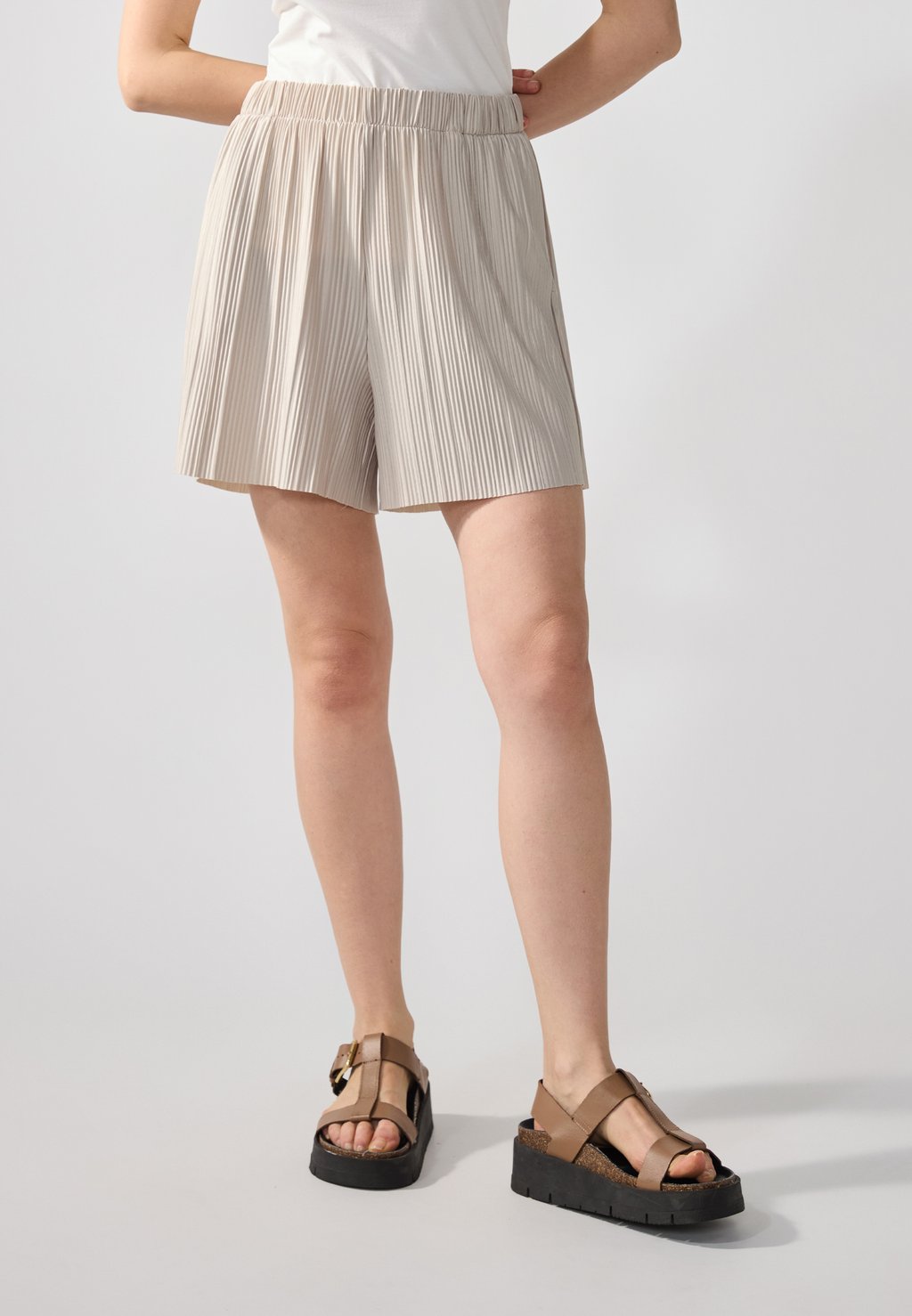 Шорты Anna Field, бежевый
Шорты Anna Field, бежевый