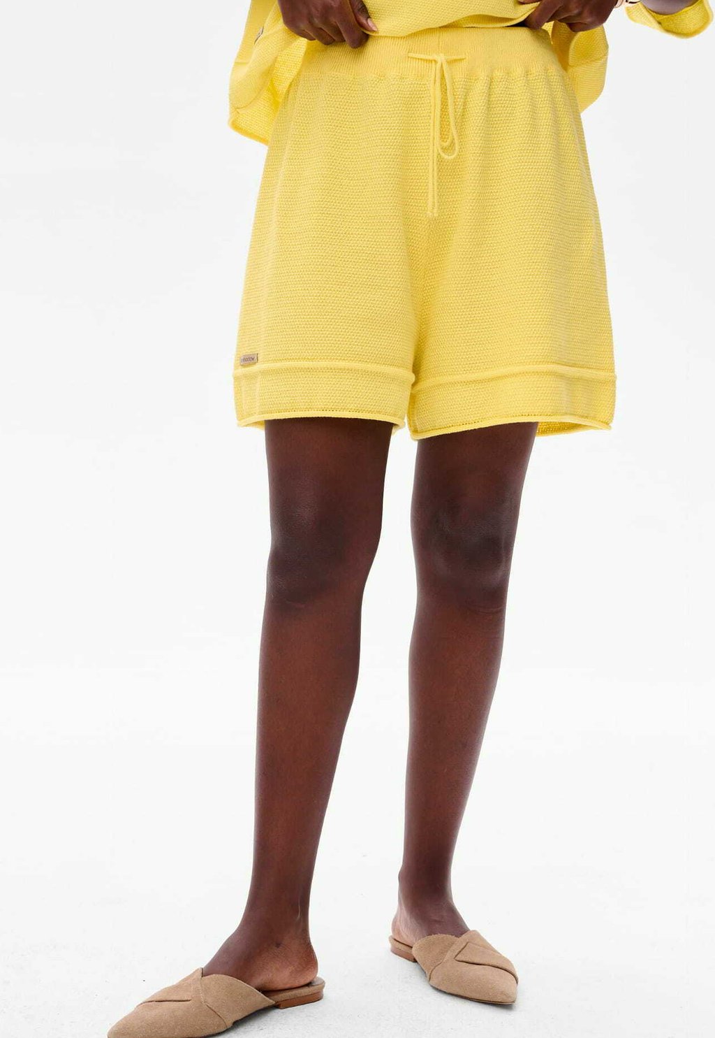 Шорты blue shadow, желтый
Шорты blue shadow, желтый