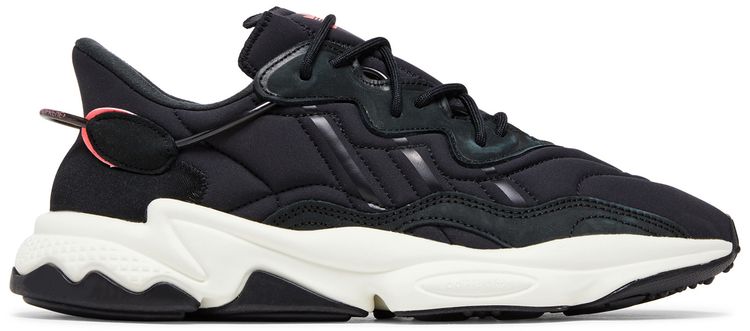 Кроссовки adidas Ozweego 'Black Signal Pink', черный 
Кроссовки adidas Ozweego 'Black Signal Pink', черный