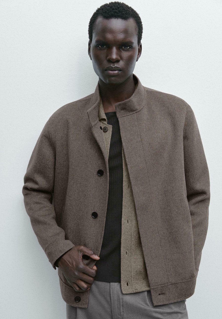 Куртка Massimo Dutti Summer jacket, Brown
Куртка Massimo Dutti Summer jacket, Brown