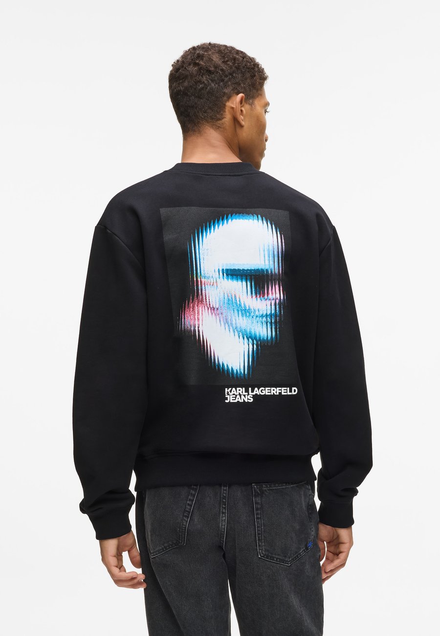 Толстовка Karl Lagerfeld Jeans Sweatshirt, Black, Черный, Толстовка Karl Lagerfeld Jeans Sweatshirt, Black
Толстовка Karl Lagerfeld Jeans Sweatshirt, Black, Черный, Толстовка Karl Lagerfeld Jeans Sweatshirt, Black