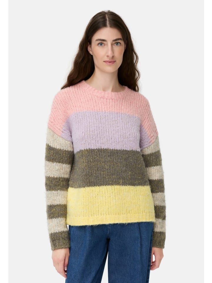 Camel Active Мягкий пуловер свободного кроя ягодного цвета
Camel Active Мягкий пуловер свободного кроя ягодного цвета