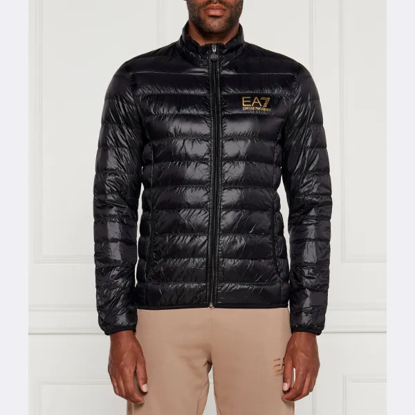 Пуховик стандартного кроя Ea7, черный
Пуховик стандартного кроя Ea7, черный