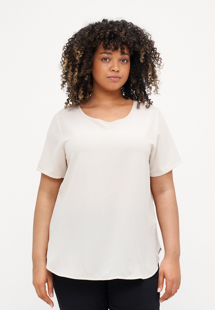 Блуза ONLY Carmakoma CARVICA, Moonbeam/Off-White
Блуза ONLY Carmakoma CARVICA, Moonbeam/Off-White