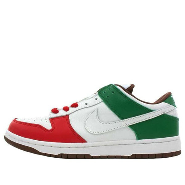 Кроссовки sb dunk low pro Nike, белый
Кроссовки sb dunk low pro Nike, белый