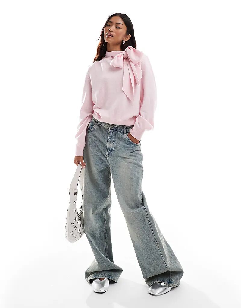 Шерстяной джемпер с бантом в виде шарфа розового цвета & Other Stories
Шерстяной джемпер с бантом в виде шарфа розового цвета & Other Stories