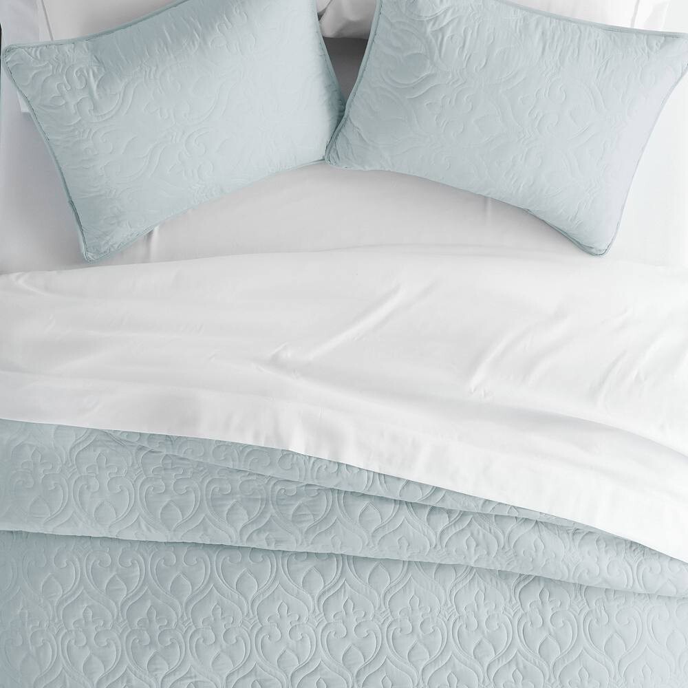 Легкий и дышащий комплект льняных одеял Urban Loft из 3 предметов, цвет Damask Pale Blue
Легкий и дышащий комплект льняных одеял Urban Loft из 3 предметов, цвет Damask Pale Blue