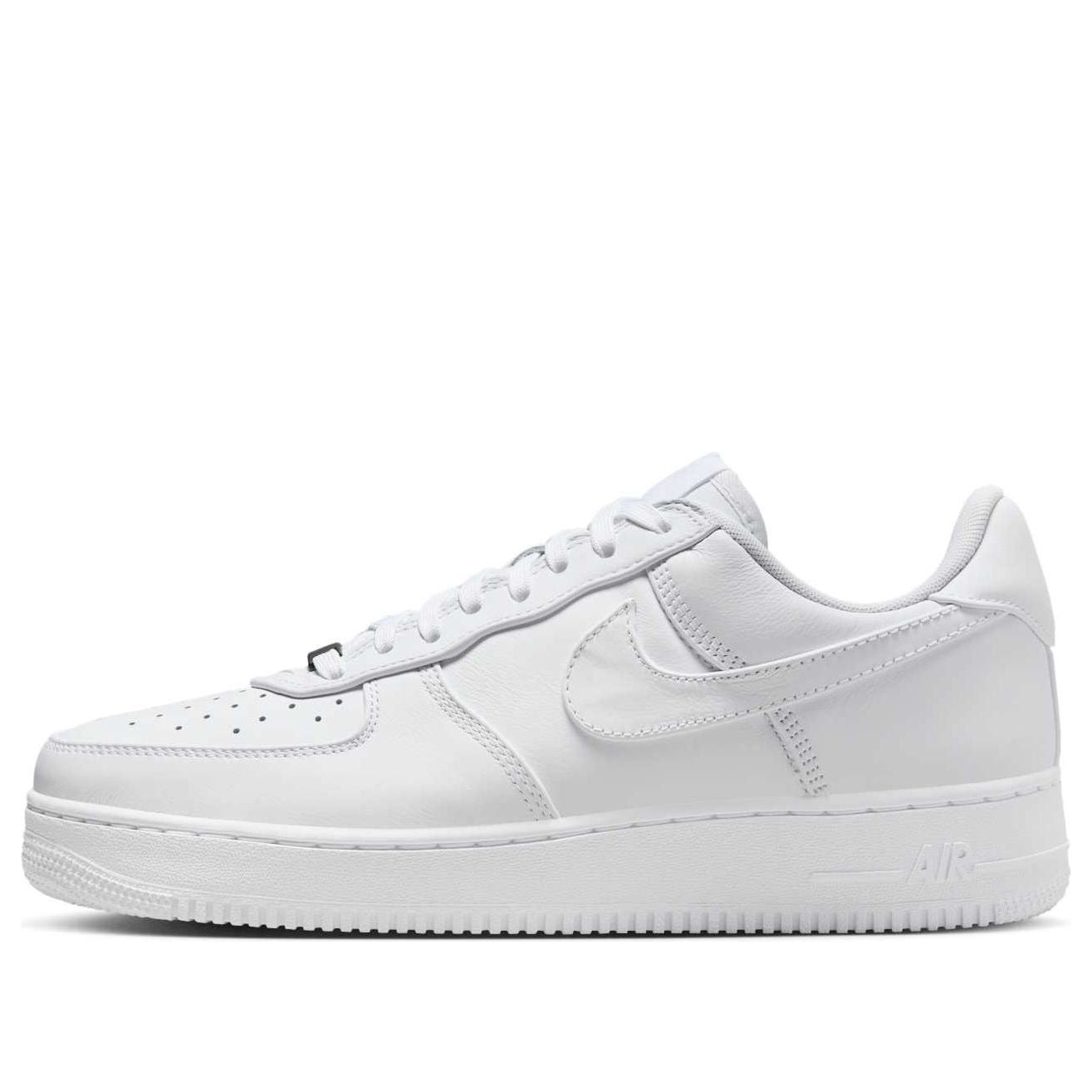 Кроссовки Nike Air Force 1 Low 'Triple White'
Кроссовки Nike Air Force 1 Low 'Triple White'