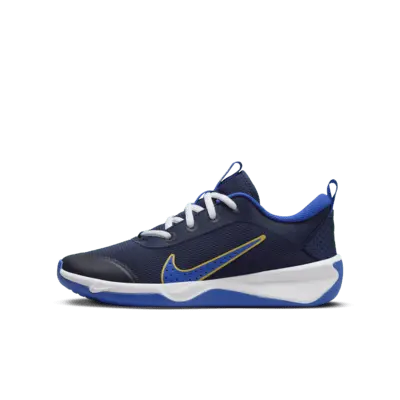 Кроссовки Nike Omni Multi-Court, цвет Midnight Navy/Saturn Gold/White/Hyper Royal
Кроссовки Nike Omni Multi-Court, цвет Midnight Navy/Saturn Gold/White/Hyper Royal