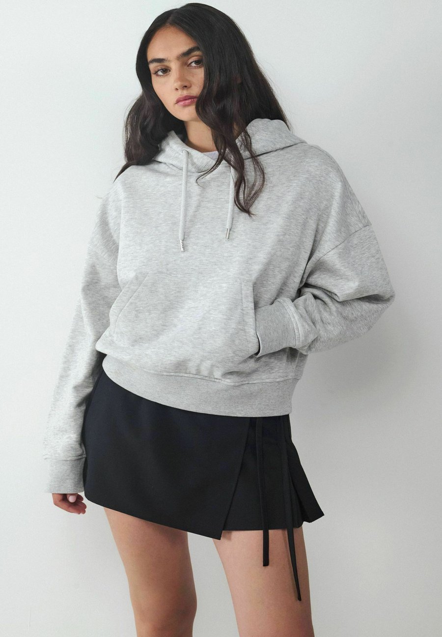 Худи Balmohk Hoodie, Super Light Grey Melange/Light Grey
Худи Balmohk Hoodie, Super Light Grey Melange/Light Grey