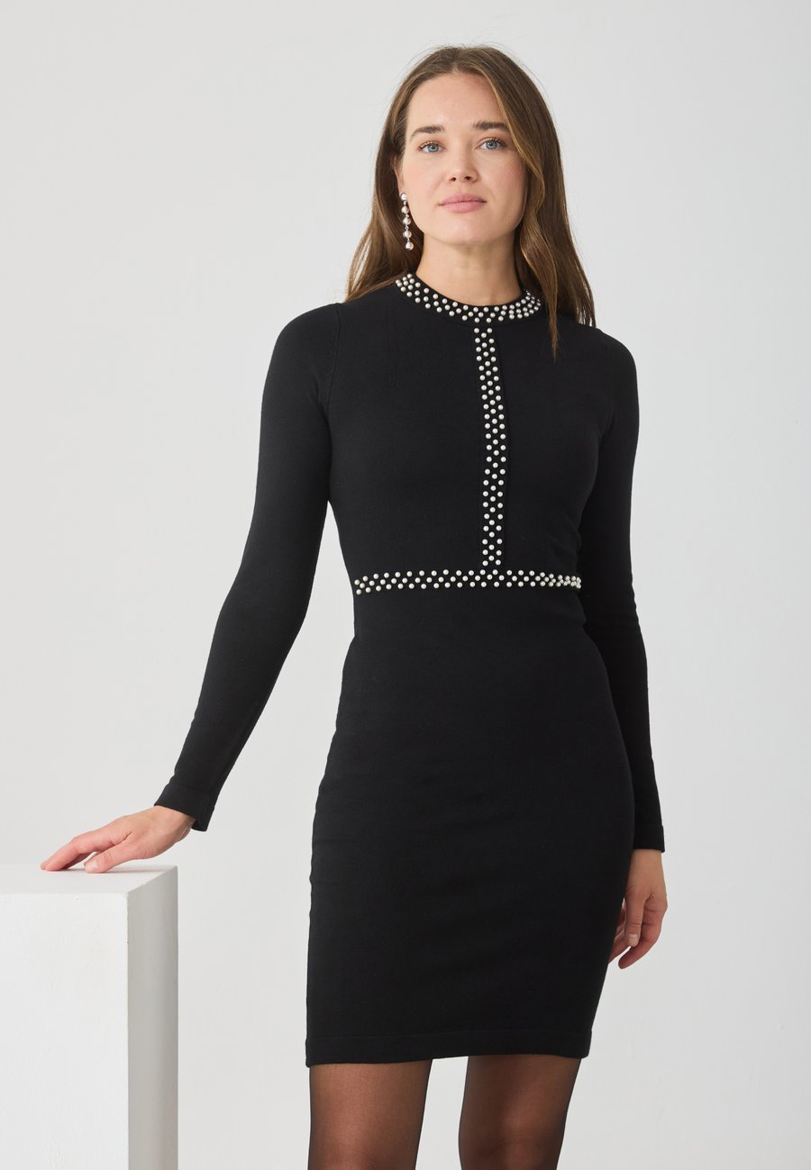 Платье Anna Field Jumper dress, Black
Платье Anna Field Jumper dress, Black