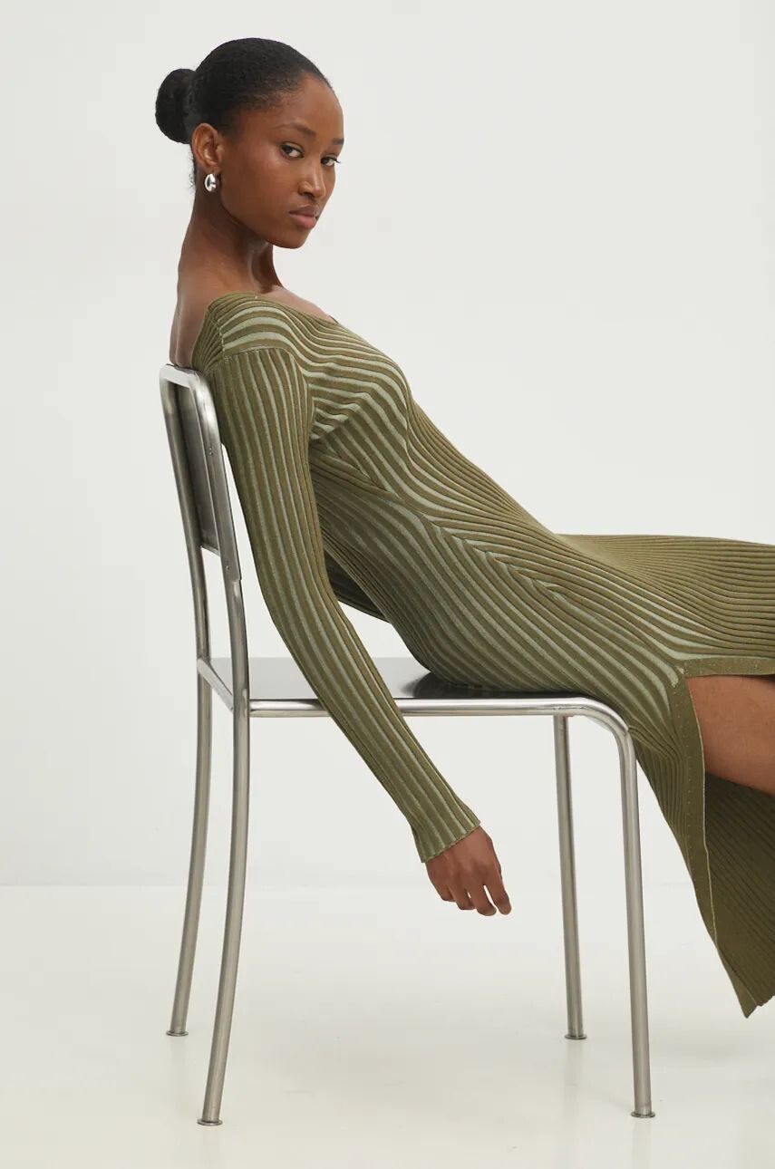 Платье Answear Lab, зеленый 
Платье Answear Lab, зеленый