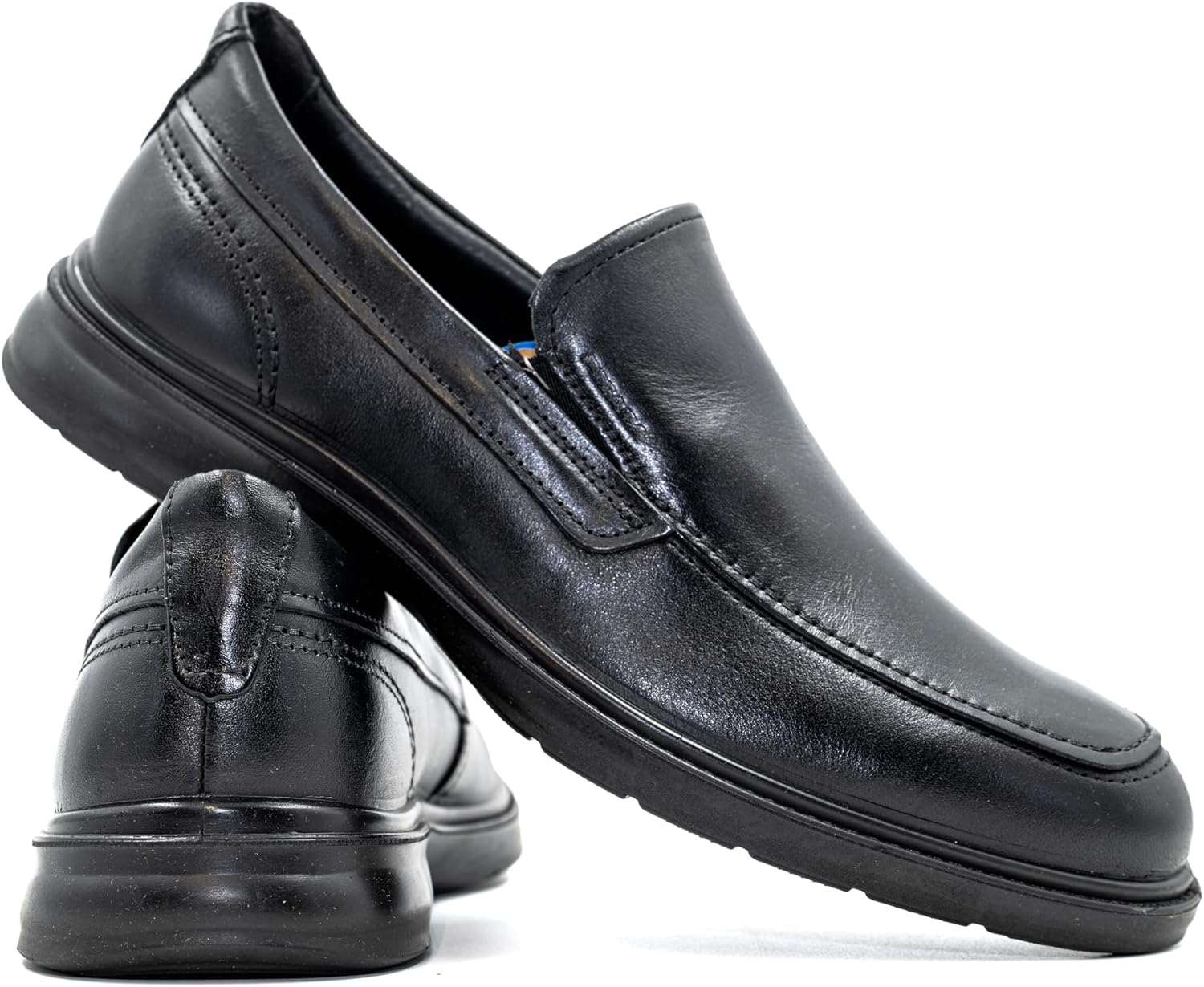 Мужские слипоны PEGADA из натуральной кожи, модель 127104, стелька с эффектом памяти, современные лоферы с технологией AMORTECH, удобные кроссовки для ходьбы, черный
Мужские слипоны PEGADA из натуральной кожи, модель 127104, стелька с эффектом памяти, современные лоферы с технологией AMORTECH, удобные кроссовки для ходьбы, черный