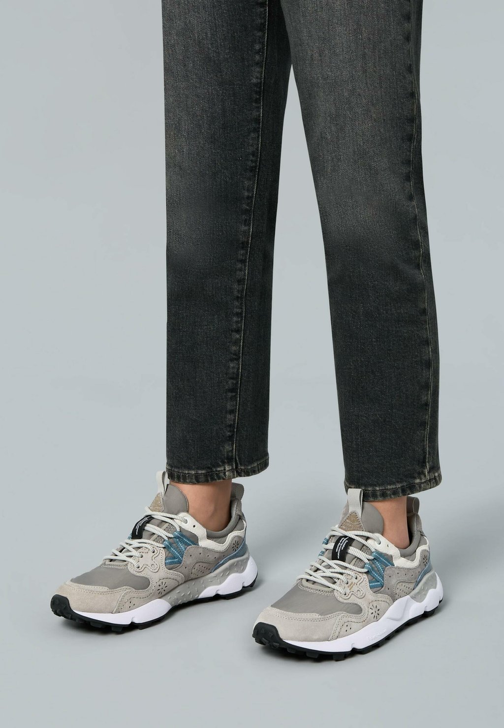 Низкие кеды YAMANO Flower Mountain, темно-серый
Низкие кеды YAMANO Flower Mountain, темно-серый