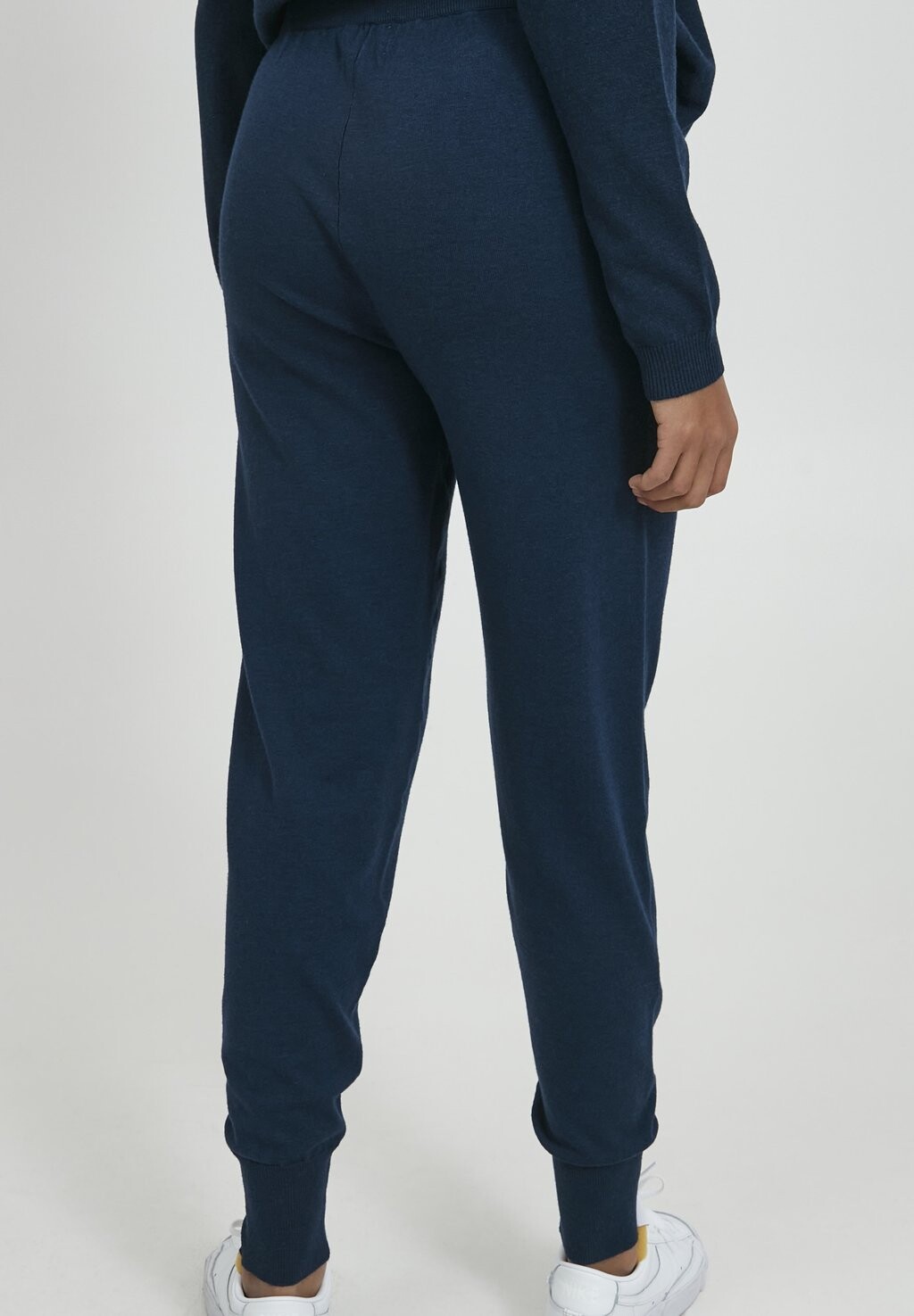 Спортивные брюки PZSARA PULZ, темно-синий
Спортивные брюки PZSARA PULZ, темно-синий